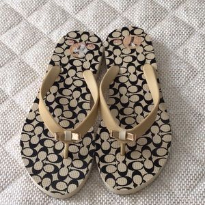 Coach beige/black slightly worn slippers size 7